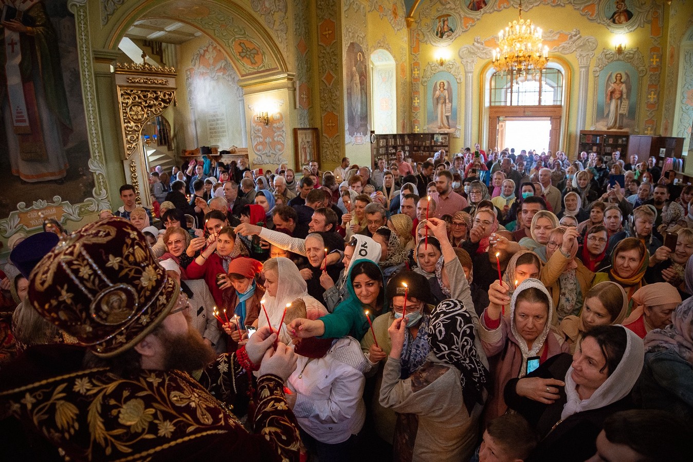 Вечерняя господня. Великая Пасхальная вечерня. Вечерня в Пасху. Великая Пасхальная вечерня Пермь.