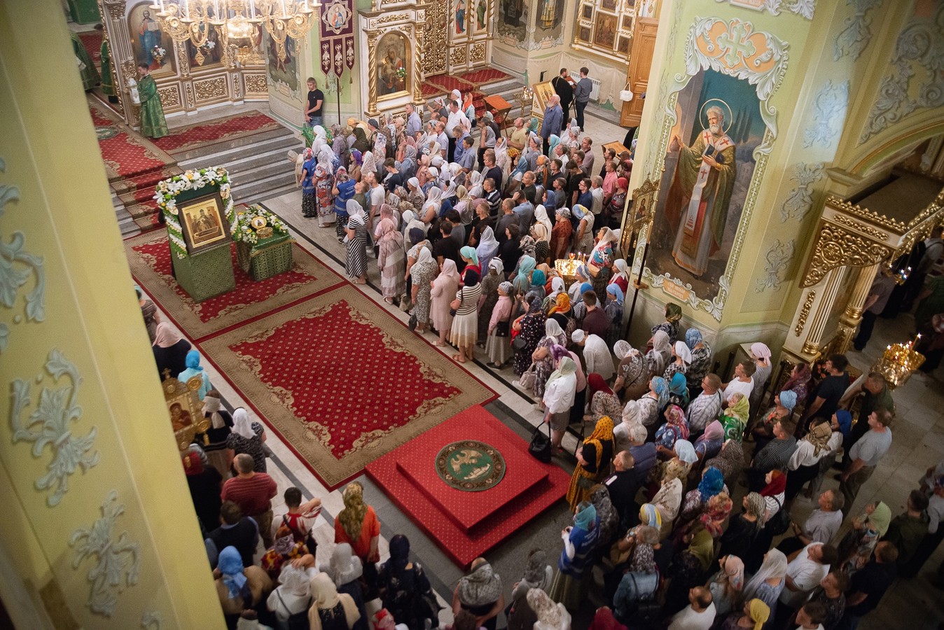 В Саратове встретили мощи преподобного Сергия Радонежского — Покровский  собор города Саратова