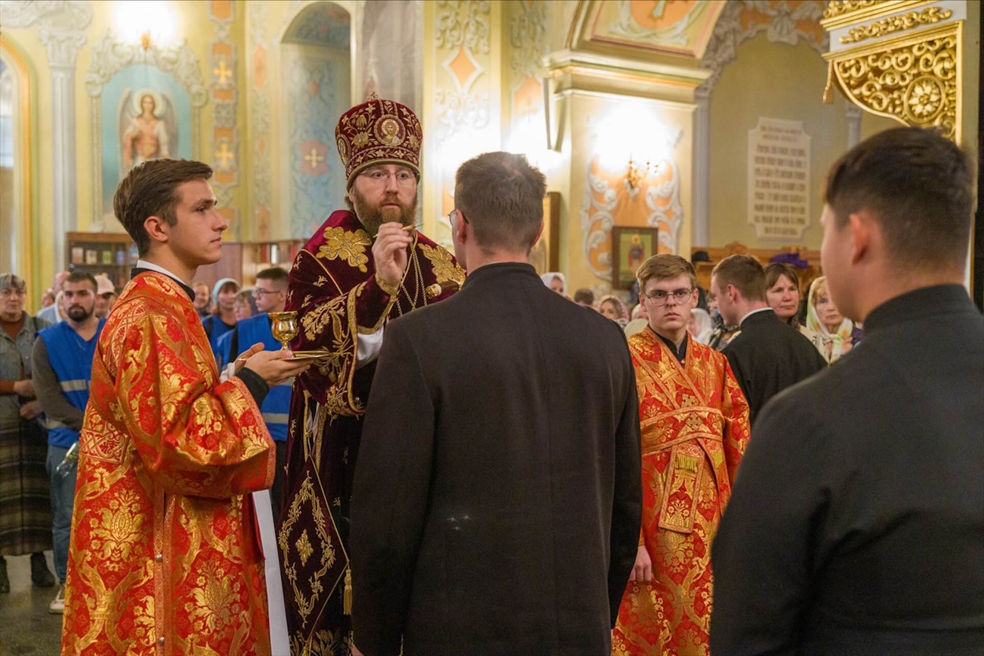 Новоникольский храм на горах Саратов